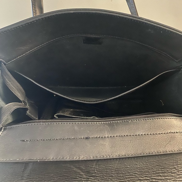 Village Tannery ALL Leather Office/School Bag - Picture 3 of 4